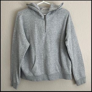 TJ - Max half zip cropped grey pullover